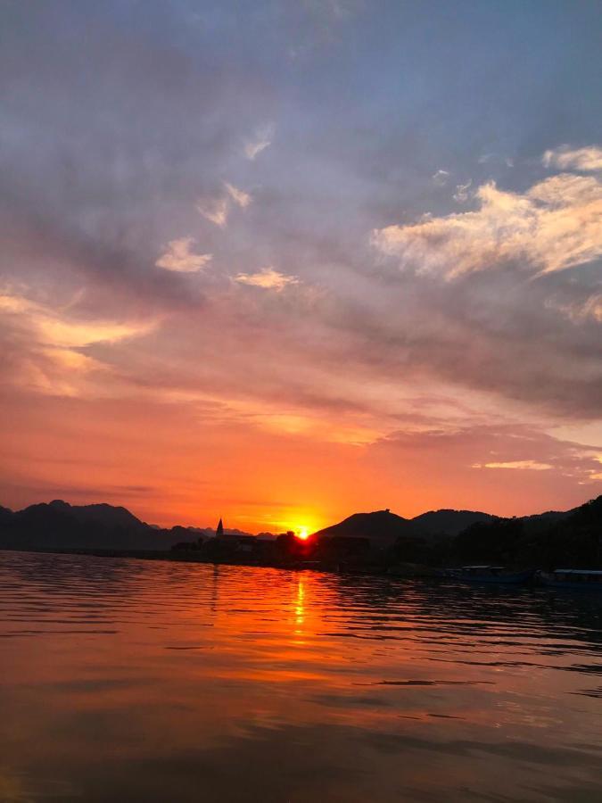 Phong Nha Escape Bungalow Bagian luar foto